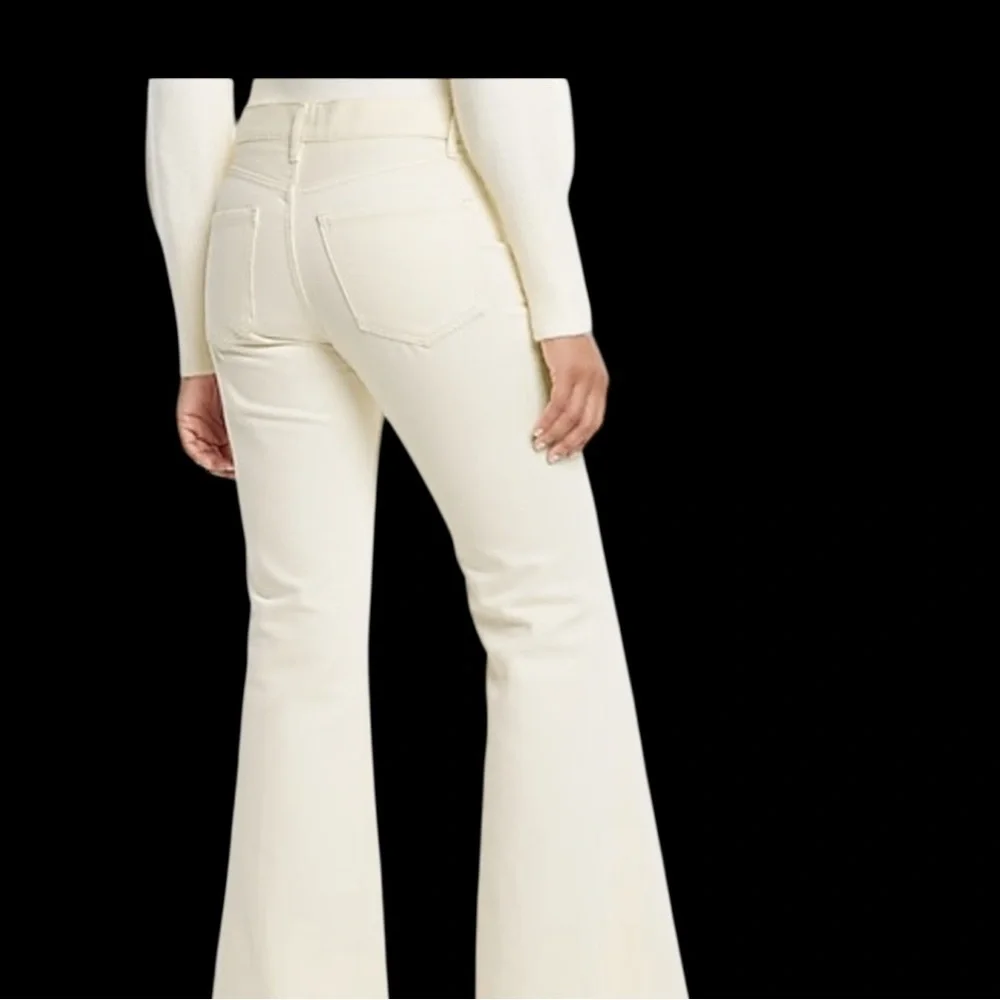 Express stylish 70s